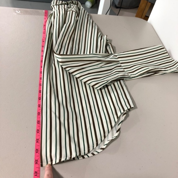 Kittenish Womens Button Front Top Size Small Stripe Oversized Long Flare Sleeve - Picture 13 of 15